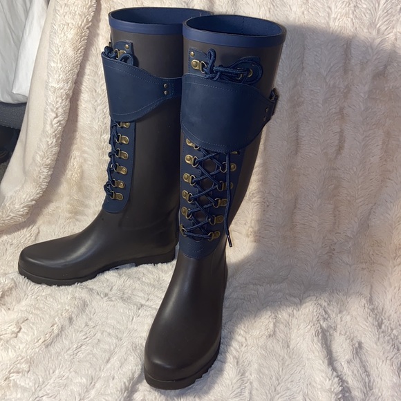 EUC UGG Madelynn gray/blue rubber and leather tall rain boots - Picture 13 of 16